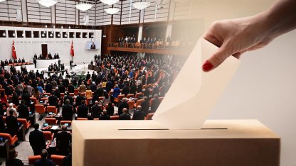 Birinde AK Parti diğerinde CHP: Son seçim anketi sonuçlarında iki partiden sürpriz atak!