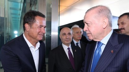 Cemre Vakfının tanıtım toplantısı gerçekleştirildi! Ünlü isimler katıldı