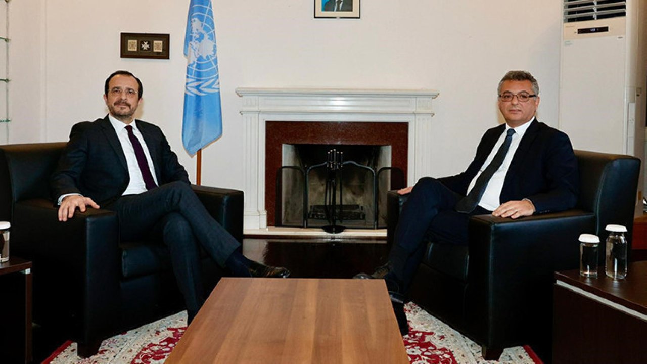 KKTC Cumhurbaşkanı Erhürman, GKRY lideri Hristodulidis ile bir araya geldi