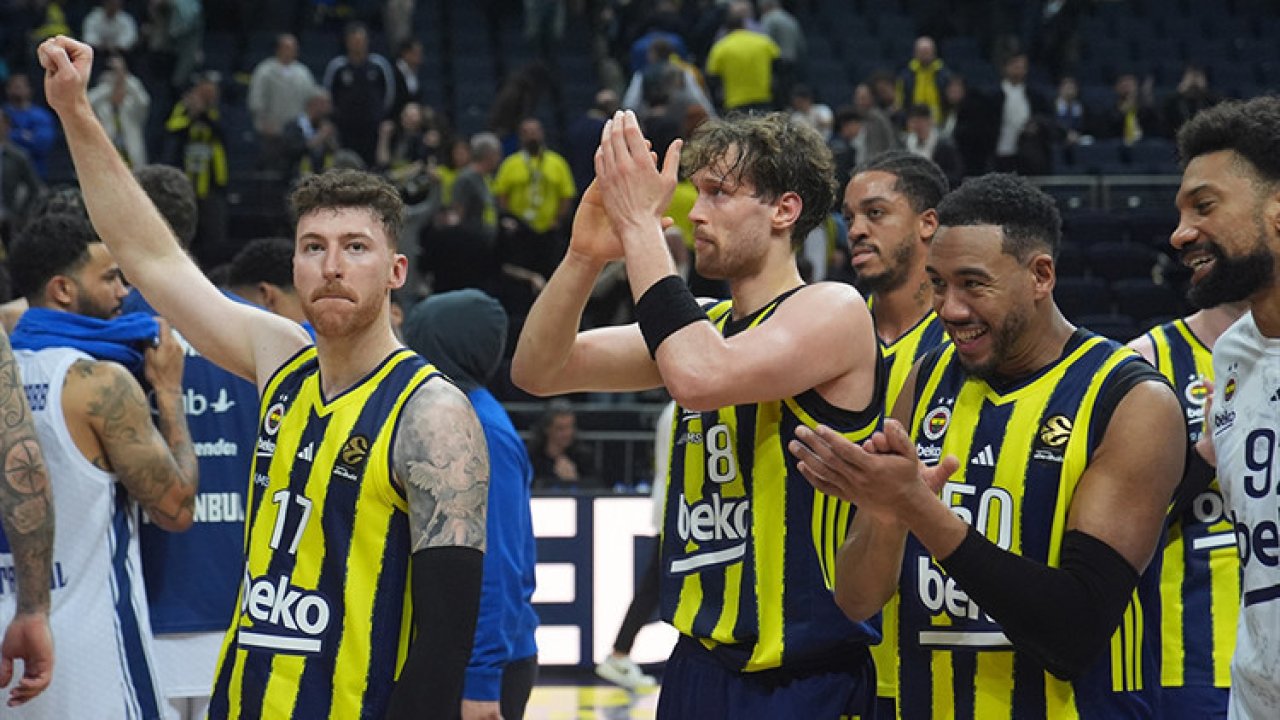 Lider Fenerbahçe Beko, Barcelona deplasmanında!