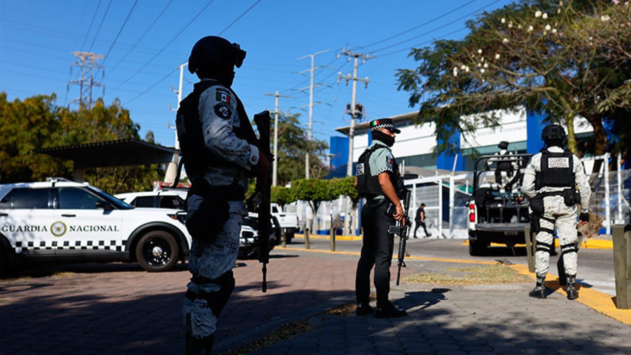 Meksika'da şiddet durmuyor: Ölü sayısı 73'e yükseldi