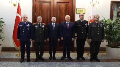 Milli Savunma Bakanı Güler'den Adalet Bakanı Gürlek'e hayırlı olsun ziyareti