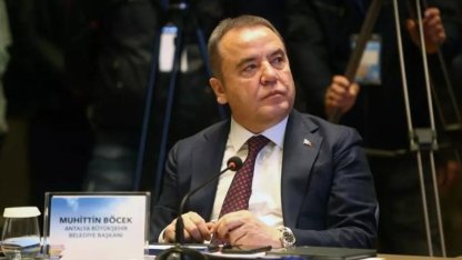 Muhittin Böcek hastaneye kaldırıldı! 'Zaman zaman solunumu duruyor'