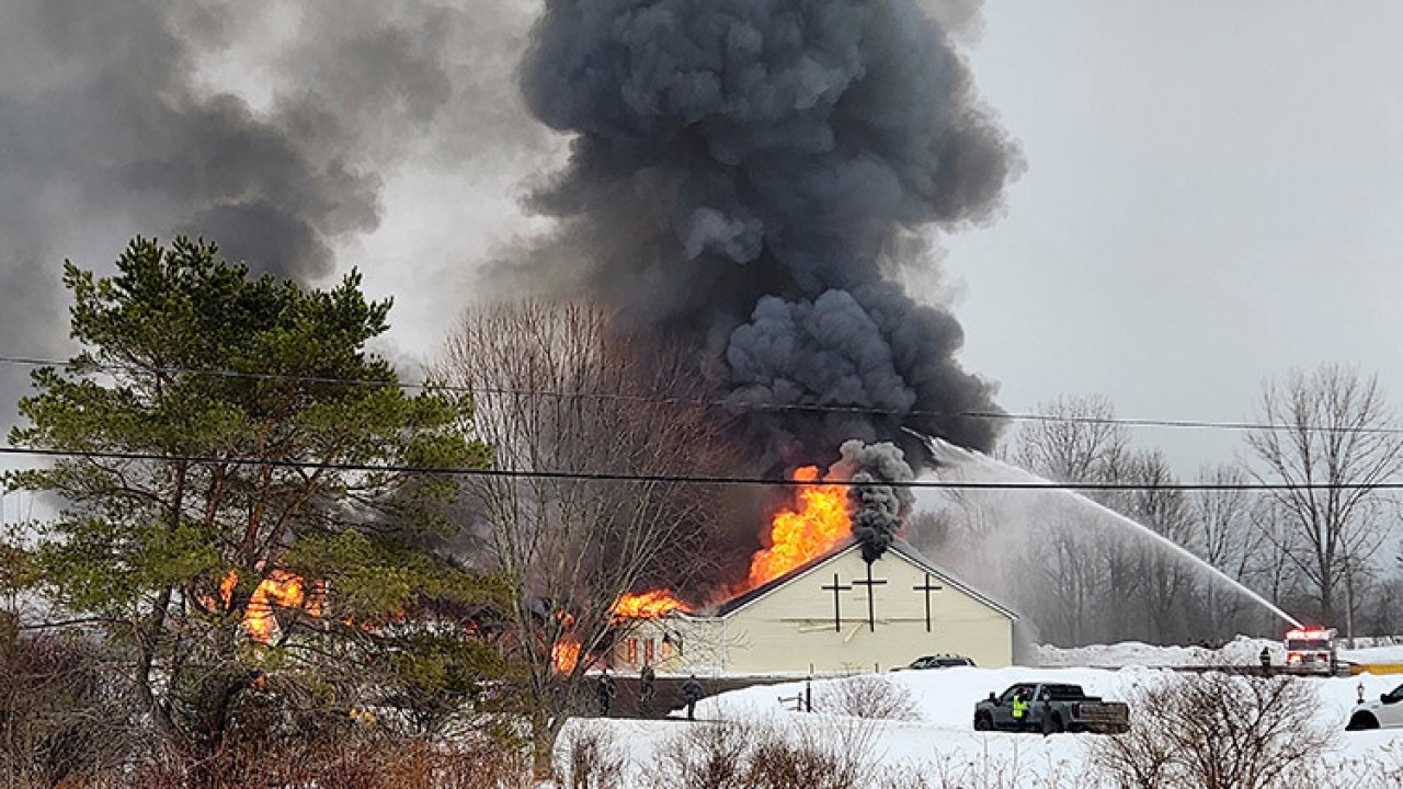 New York'ta kilisede patlama