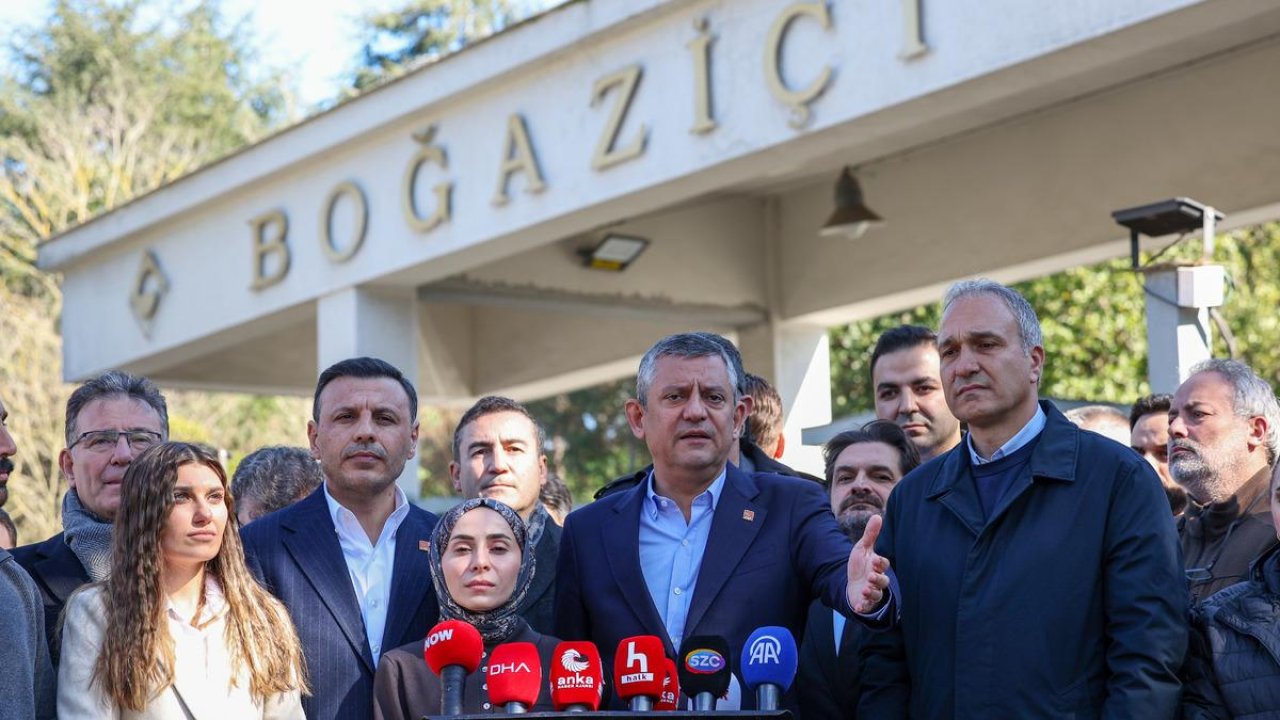 Özgür Özel, Boğaziçi Üniversitesi'nde Cumhurbaşkanı Erdoğan'a yüklendi: "İtip kakmadan, düşmanlaştırmadan yapabilirsiniz ziyareti"