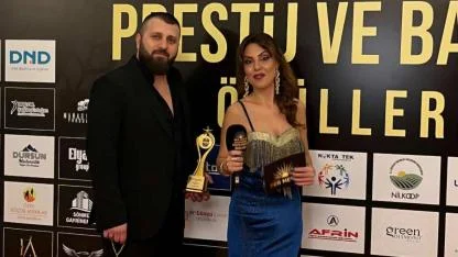 SARAÇ AKBAŞ ULUSLARARASI PRESTİJ VE BAŞARI ÖDÜLLERİ'NDE