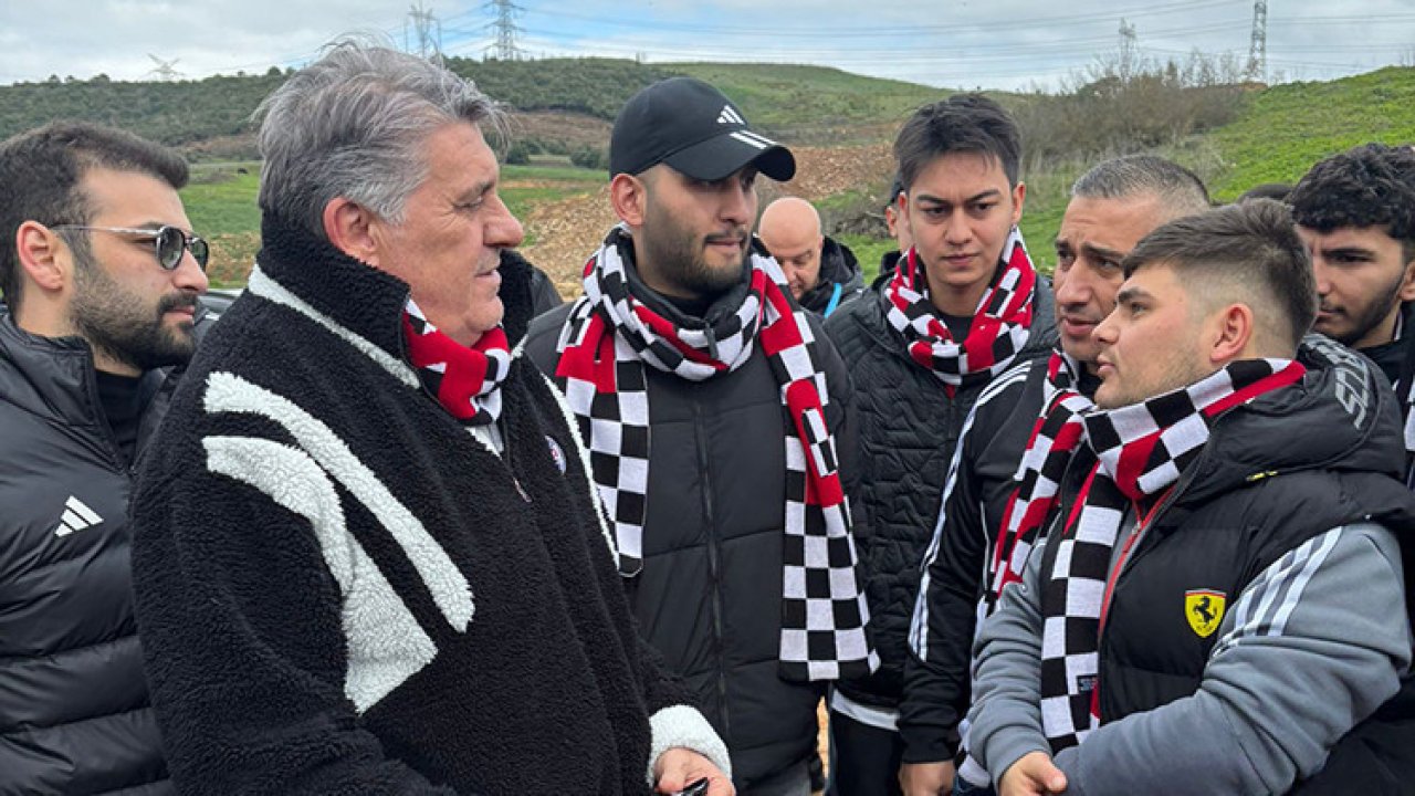 Serdar Adalı taraftarla birlikte maça geldi!