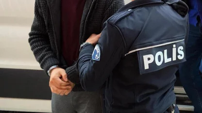 Sultanbeyli'de basın mensuplarına saldırdılar! Polis kısa sürede yakaladı