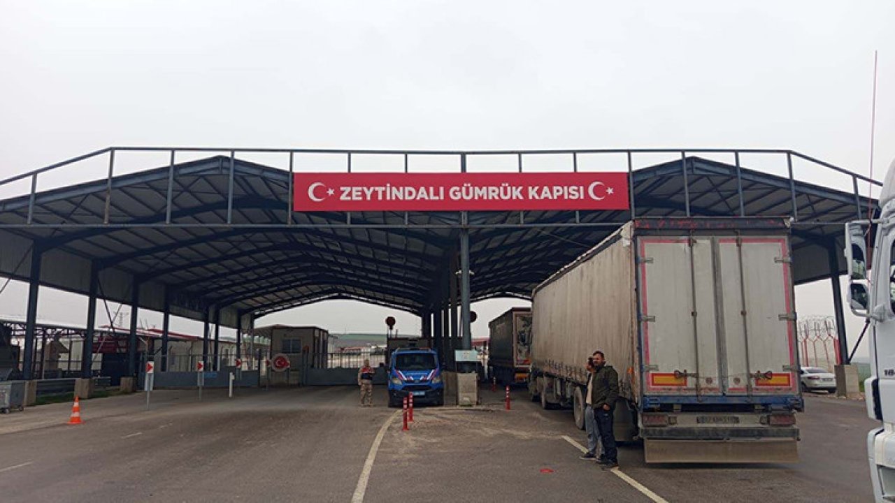 Suriye'den Türkiye sınırındaki 2 gümrük kapısını kapatma kararı