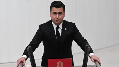 TBMM'deki yumruklu kavganın ardından Osman Gökçek'ten ilk açıklama: "Aynı durum olursa aynısını yaparım, pişman değilim"