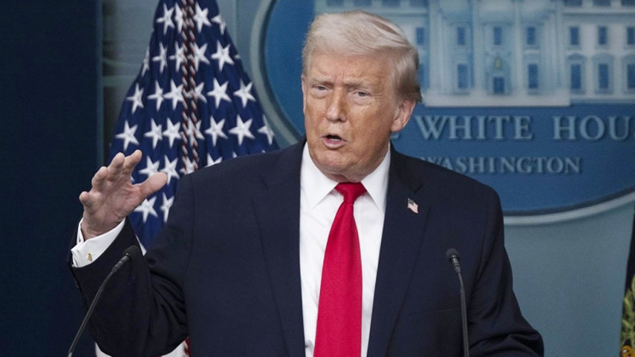 Trump'tan Super Bowl gösterisine sert tepki