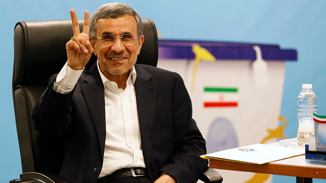 Ahmedinejad'ın hayatta olduğu iddia edildi