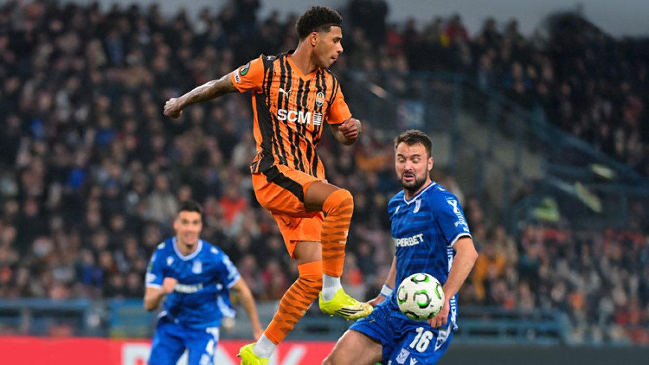 Arda Turan'ın Shakhtar Donetski'i Konferans Ligi'nde çeyrek finalde!