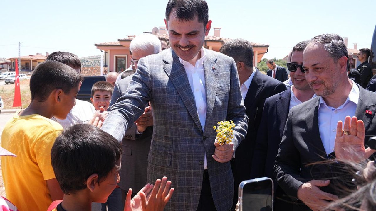 Bakan Kurum'dan milli maç öncesi Zey Köyü'nden anlamlı paylaşım: “Belki de içlerinden biri ay-yıldızlı formayı giyip hepimizi gururlandıracak"