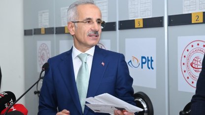 Bakan Uraloğlu: "PTT'nin köklü geleneğiyle bayramların manevi atmosferini yaşatmaya devam ediyoruz"