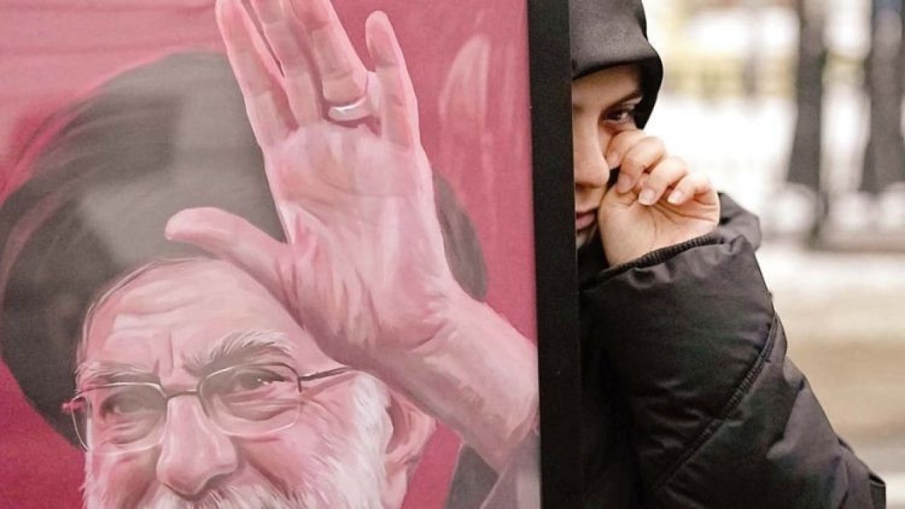 Bölgeyi ateşe vermek Hamaney’in planıymış