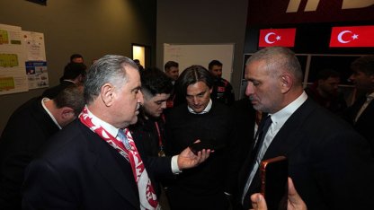 Cumhurbaşkanı Erdoğan, A Milli Futbol Takımı'nı tebrik etti!