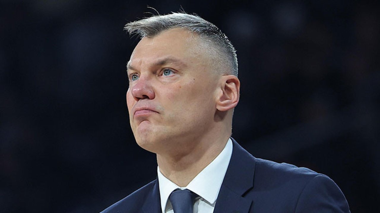 Fenerbahçe koçu Jasikevicius İsrail-İran savaşı nedeniyle Dubai'de mahsur kalmıştı! Müjde geldi