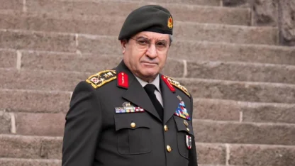 Genelkurmay Başkanı Orgeneral Bayraktaroğlu, Azerbaycanlı mevkidaşı ile telefonda görüştü