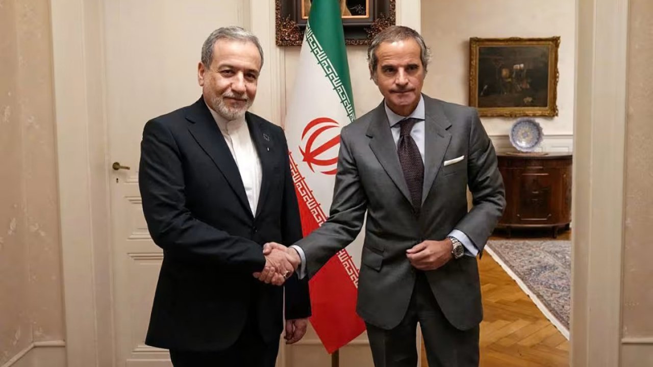 İran Dışişleri Bakanı Yardımcısı Kazım Garibabadi: ABD Cenevre'de çok büyük bir yalan söyledi