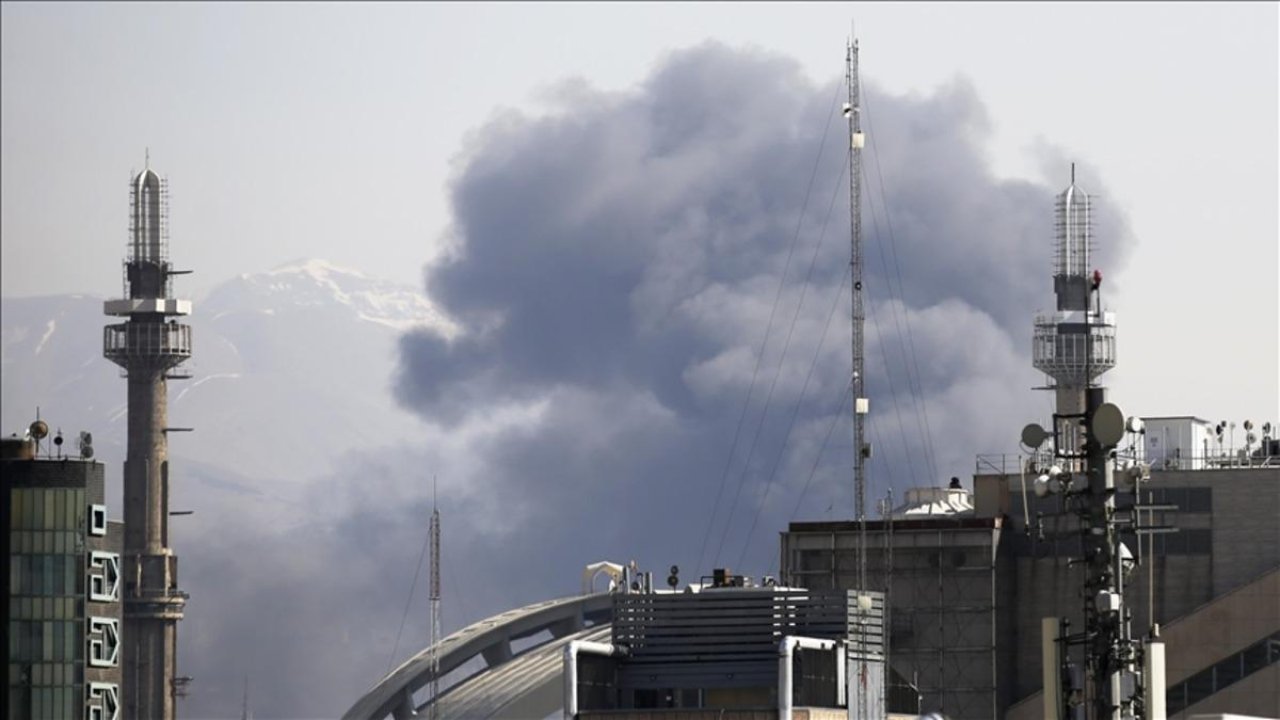 İran'ı sarsan kayıp! Hürmüz Boğazı'nı kapatan komutan öldürüldü