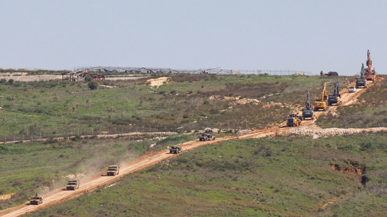 İsrail Lübnan’ı adım adım işgal ediyor: Köprüleri patlattı tampon bölge kurdu