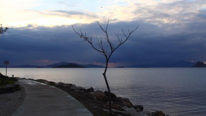 İzmir'de korkunç olay! Kayalıkların arasında bebek cesedi bulundu