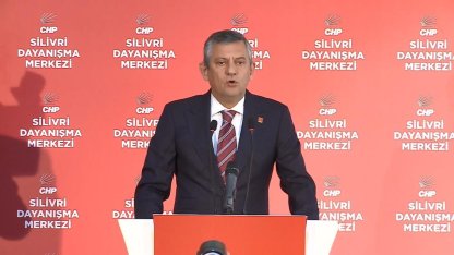 Özgür Özel "Cumhuriyet tarihinde ilk kez" deyip sert çıktı: Cumhurbaşkanı Erdoğan'a 'canlı yayın' çağrısı