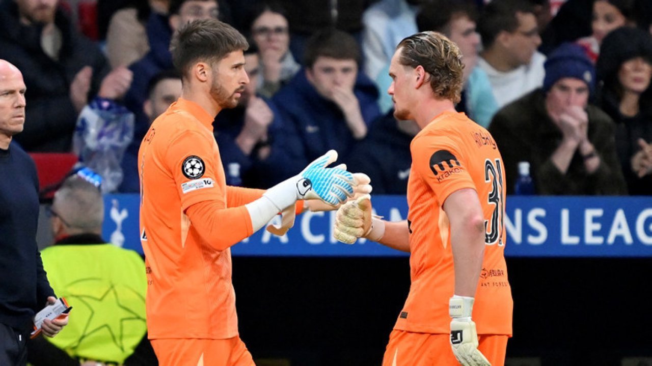 Şampiyonlar Ligi’nde Antonin Kinsky kabusu yaşadı! 17. dakikada oyundan alındı