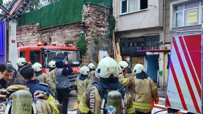 SON DAKİKA | Fatih'te yangın paniği! Yaralılar var