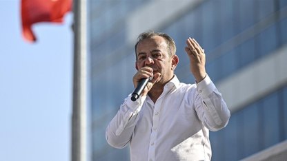 Tanju Özcan görevden uzaklaştırıldı