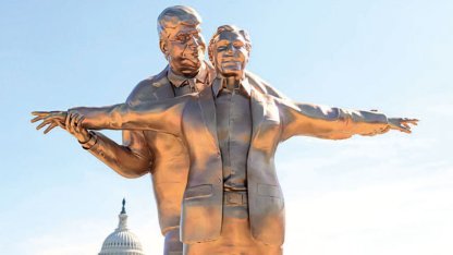 Trump ve Epstein’li ‘Titanik’ heykeli