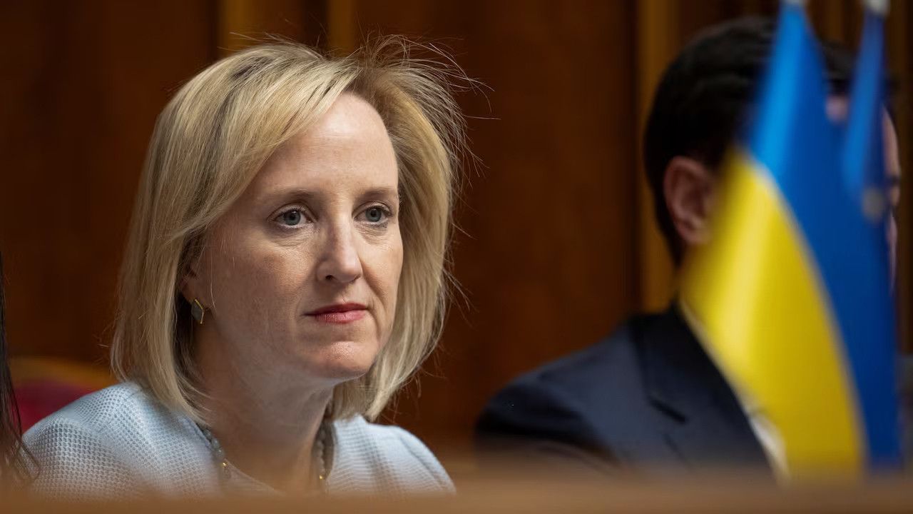 ABD'nin Kiev Büyükelçi Vekili Julie Davis’ten istifa kararı