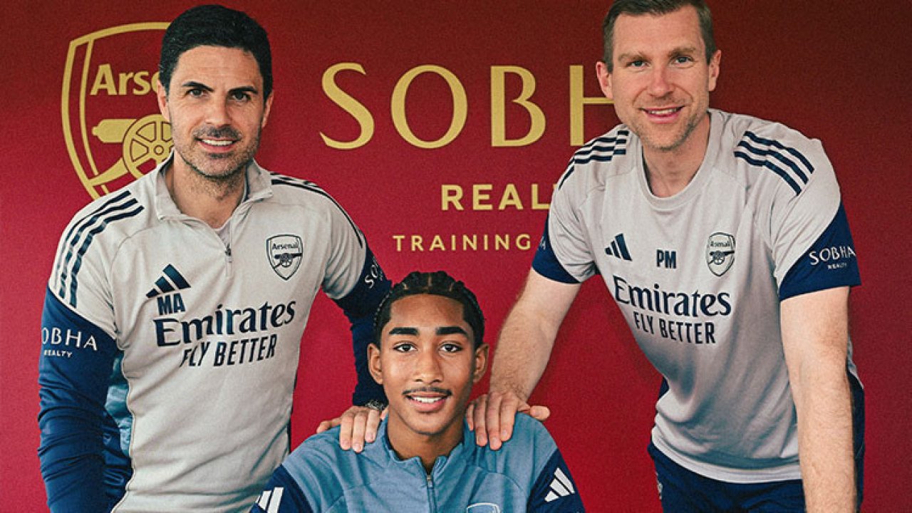 Arsenal, 16'lık yeteneğe imza attırdı