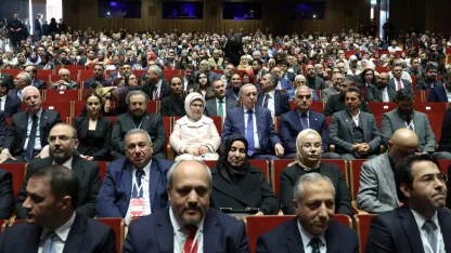 Cumhurbaşkanı Erdoğan, "Bir Adam Yaratmak" filminin galasına katıldı