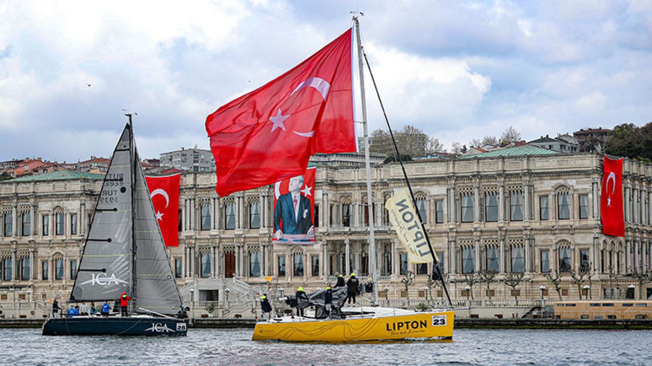Cumhurbaşkanlığı 7. Uluslararası Yat Yarışları başladı! Boğaz’da 23 Nisan coşkusu
