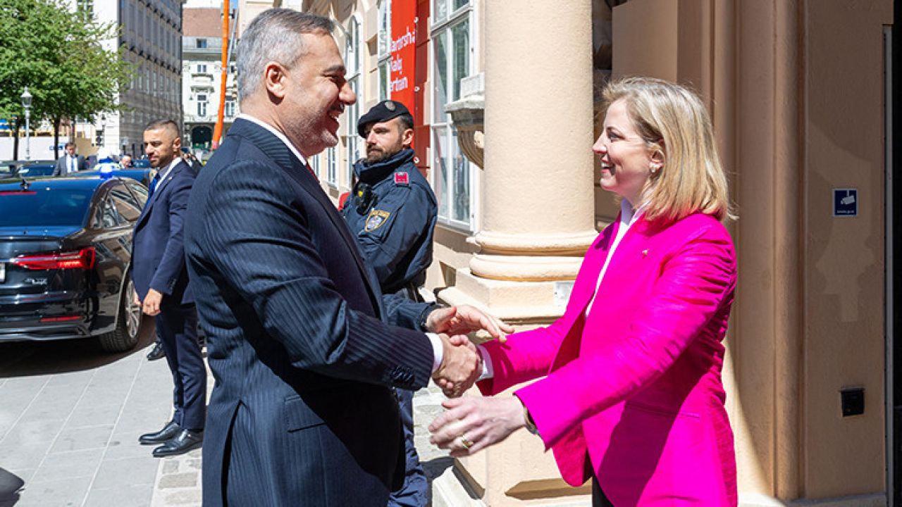 Dışişleri Bakanı Hakan Fidan, Avusturya Federal Avrupa ve Uluslararası İşler Bakanı Meinl-Reisinger ile görüştü