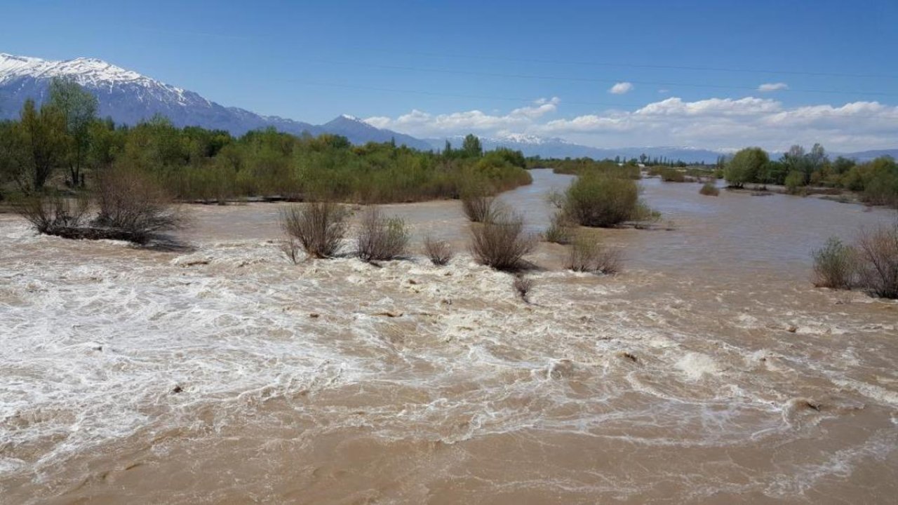 Doğu’da kar suları nehirleri coşturdu, barajlar doldu