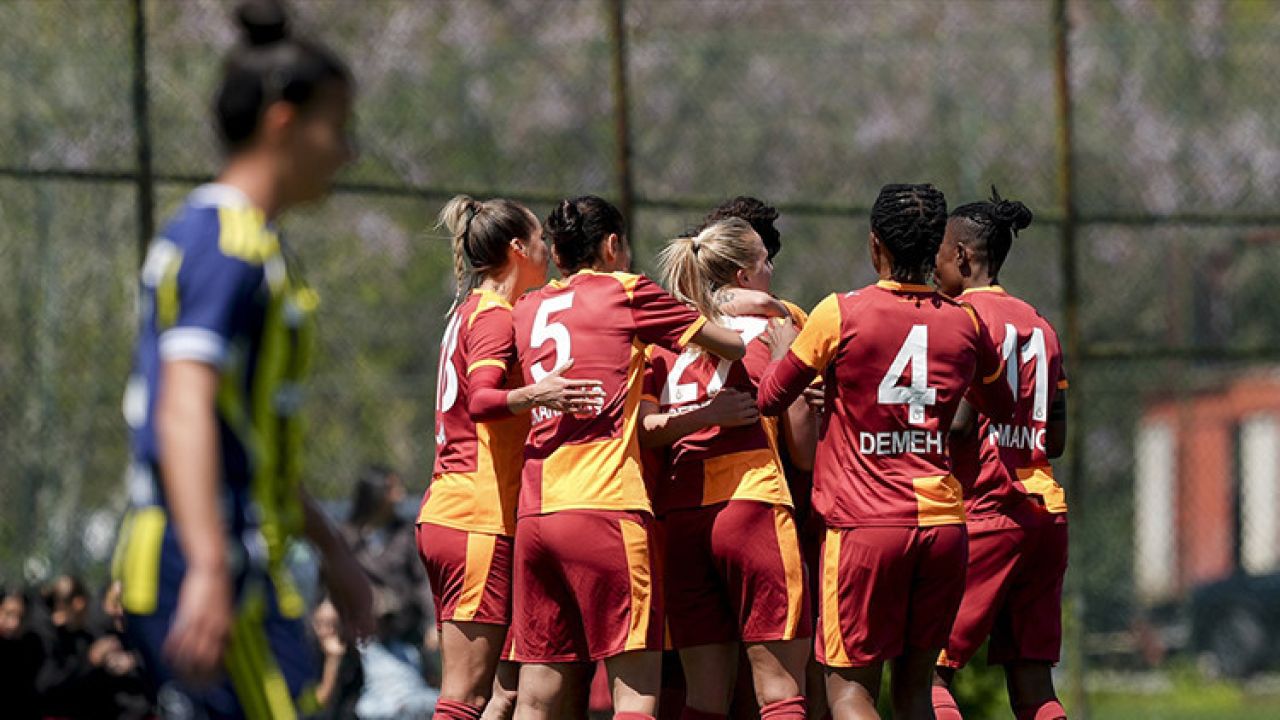 Kadınlar derbisinde de kazanan Galatasaray!