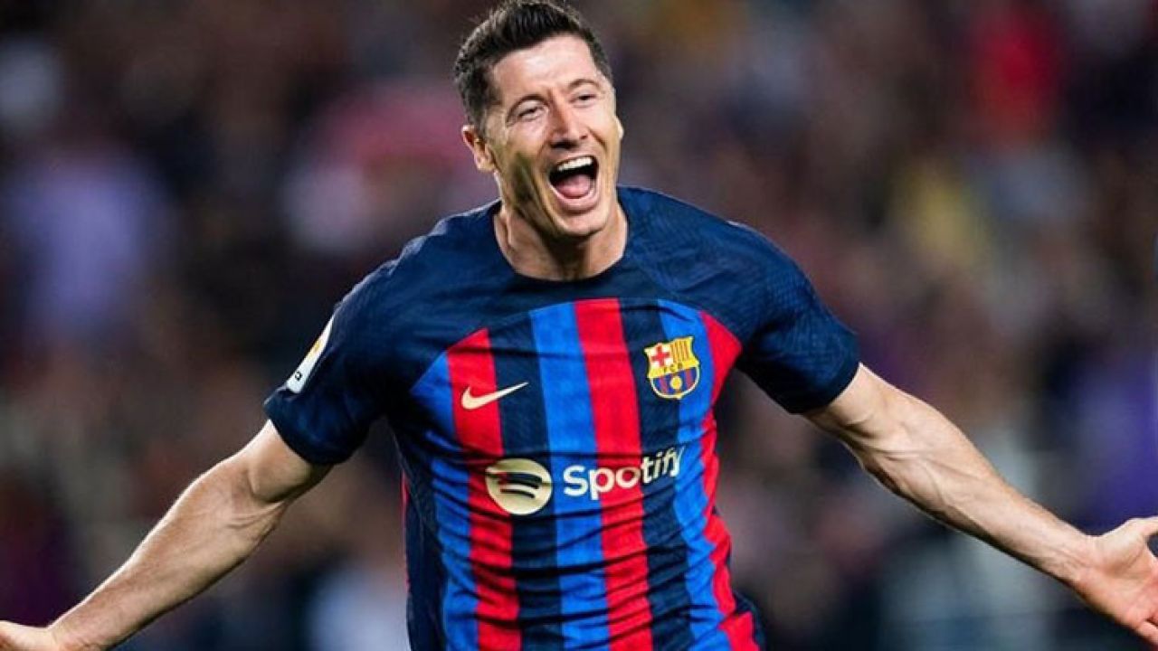 Lewandowski'ye transfer teklifi yapılıyor! Maaşı belli oldu