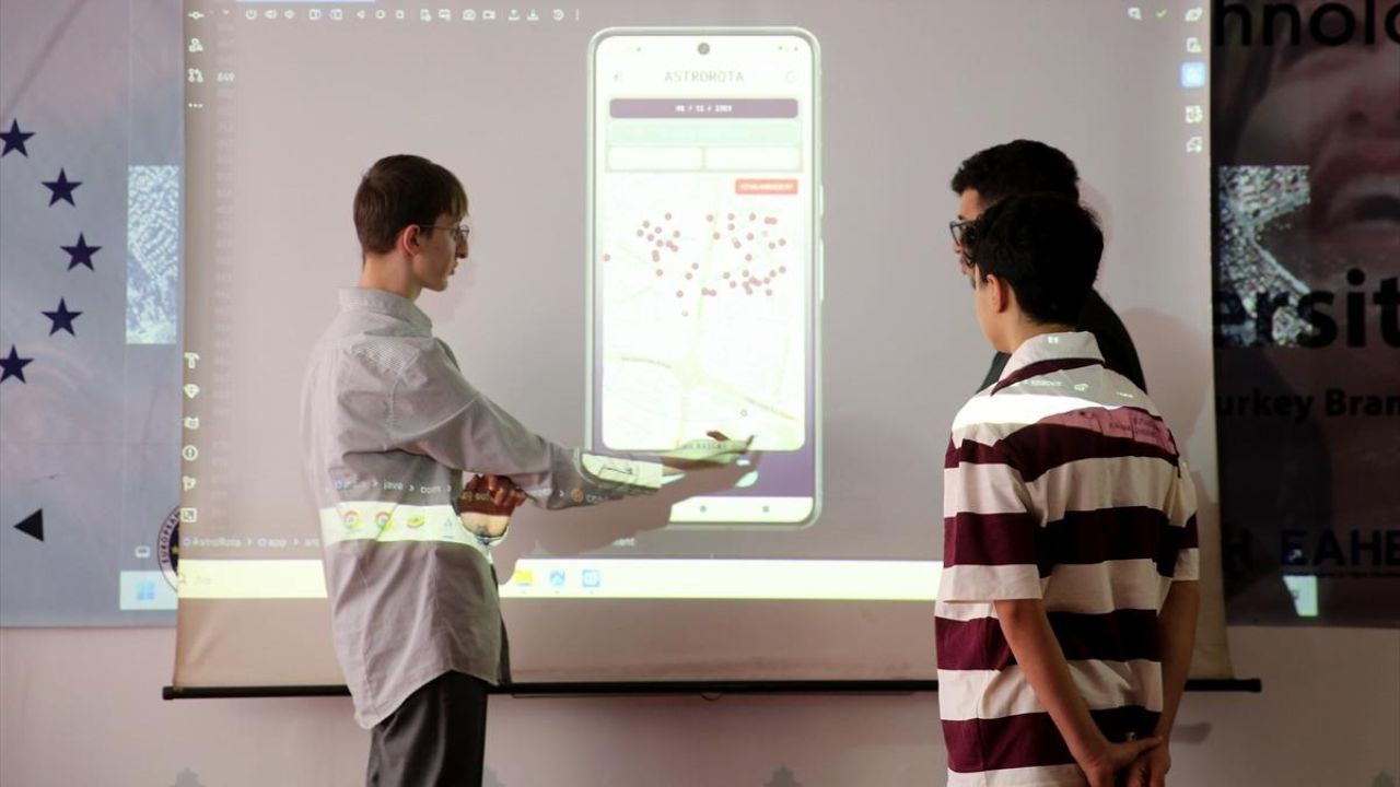 Lise öğrencileri geliştirdi: Yapay zeka ve yerel uydu destekli