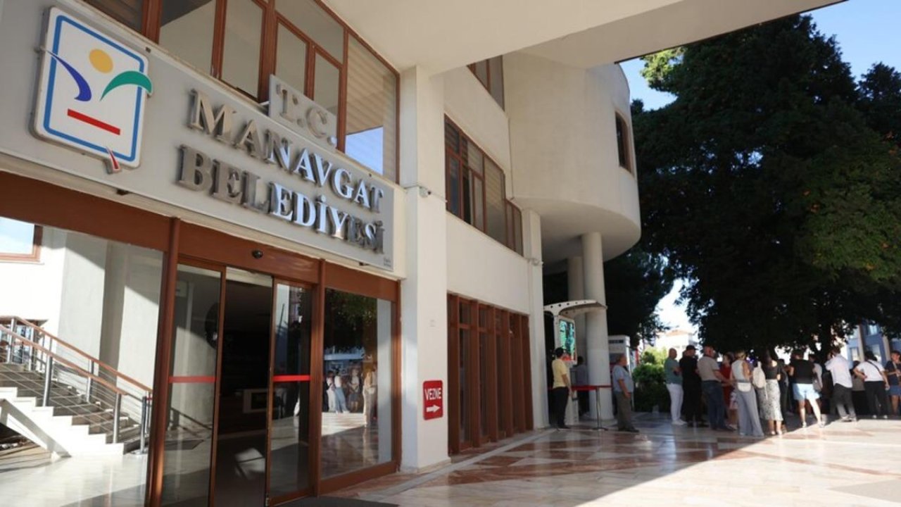 Manavgat Belediyesi'ne yeni operasyon! Gözaltılar var