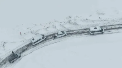 Muş’ta kar ve tipi: Mahsur kalan 50 kişi kurtarıldı