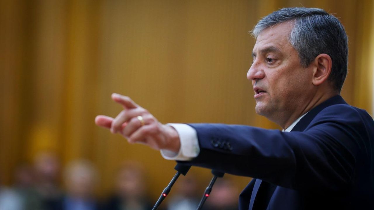 Özgür Özel "81 il, 973 ilçe" deyip tarih verdi: "Yolumuz açık olsun"