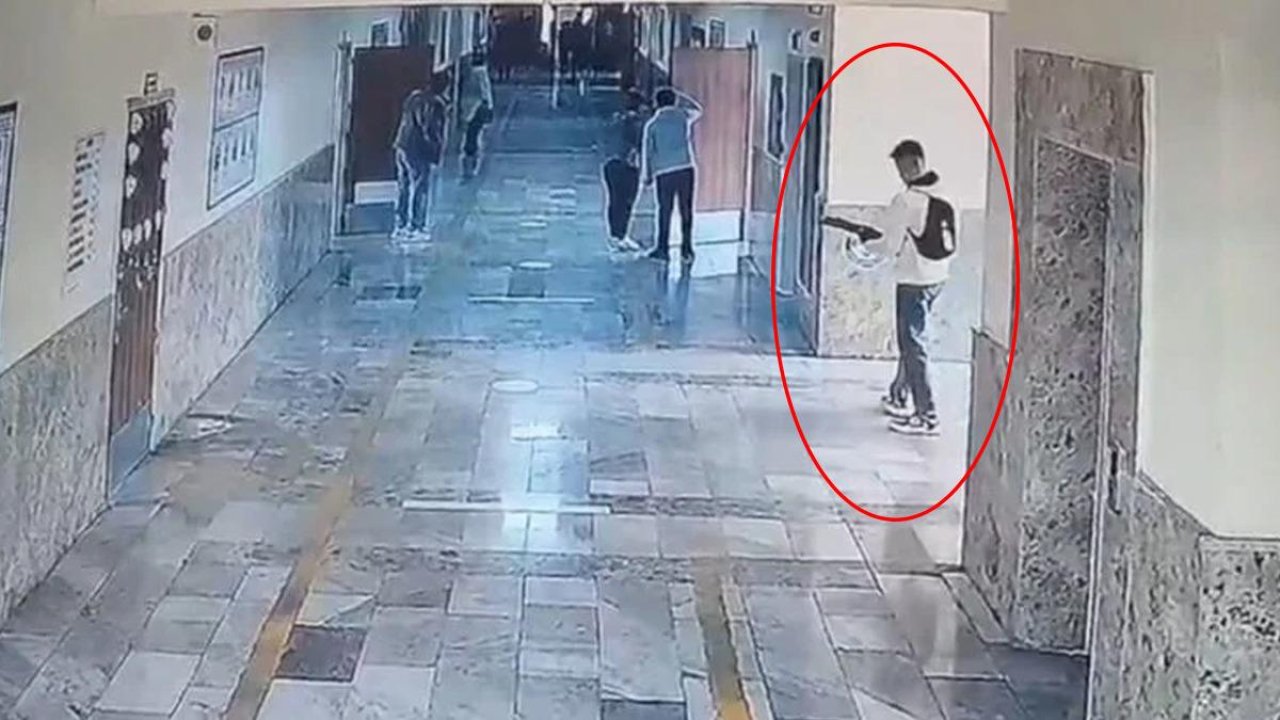 Şanlıurfa'daki saldırı sonrası Bakan Tekin'den açıklama: "Bir öğretmende kalıcı hasar olabilir diye endişelerimiz var"