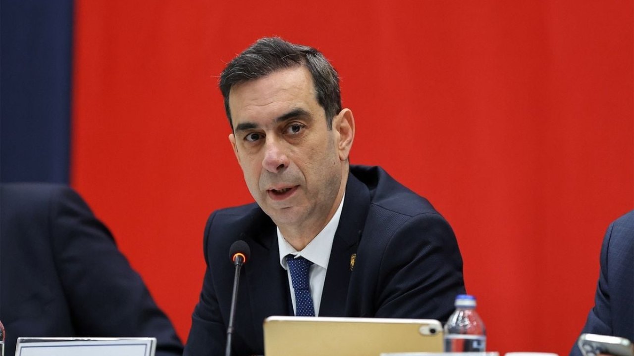 Şekip Mosturoğlu: Ayrıştığımızda değil, omuz omuza durduğumuzda güçlüyüz