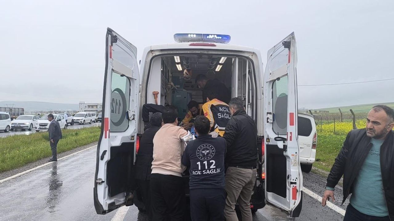 Siirt’te otomobil ile kamyonet çarpıştı: 2 ölü, 3 ağır yaralı