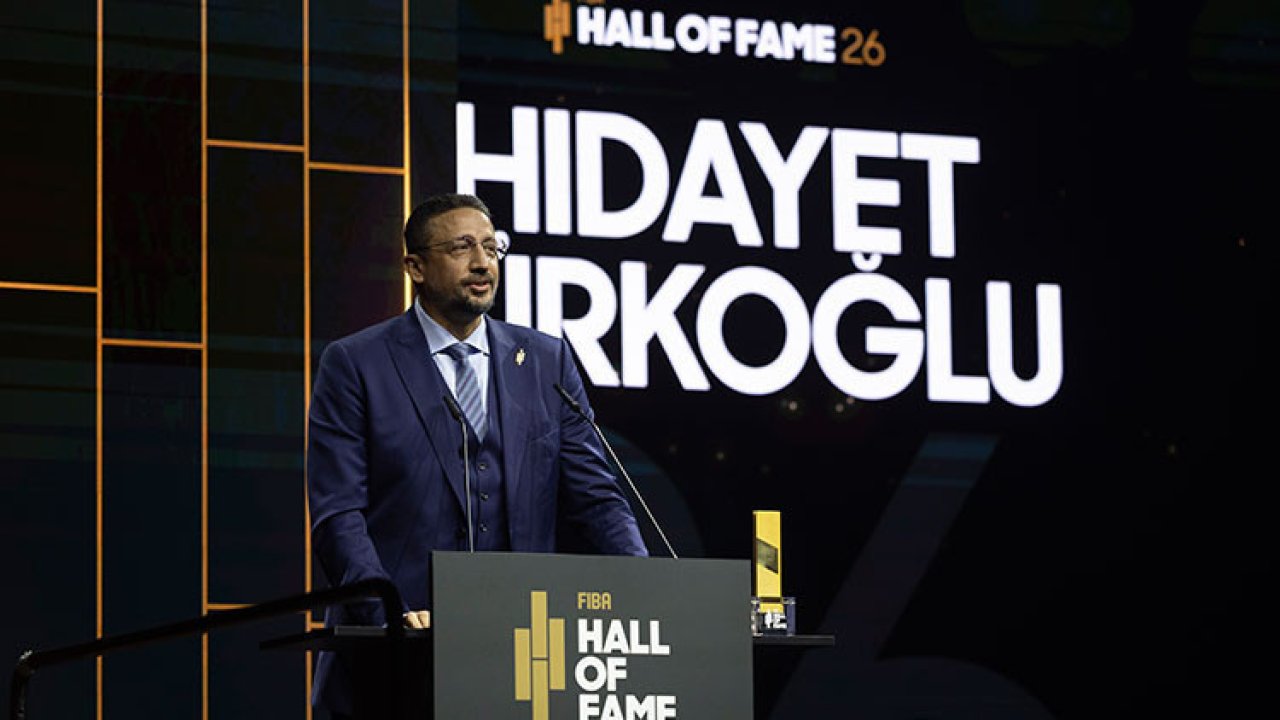 TBF Başkanı Hidayet Türkoğlu, FIBA Hall of Fame 2026 ödülünü aldı!