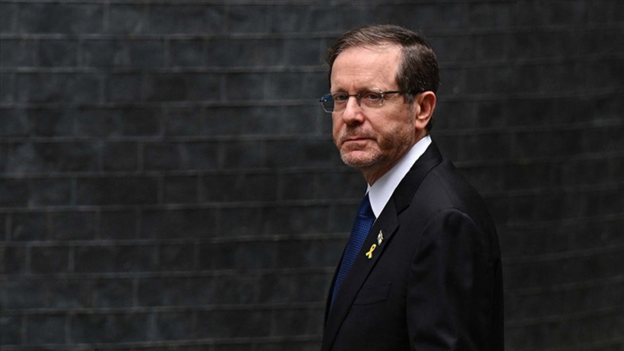 Türk hava sahasını kullanamayan İsrail Cumhurbaşkanı Herzog, 2 günlük ziyarete 8 saatte gitti