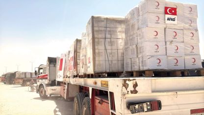 Türkiye'den Lübnan'a 730 tonluk insani yardım